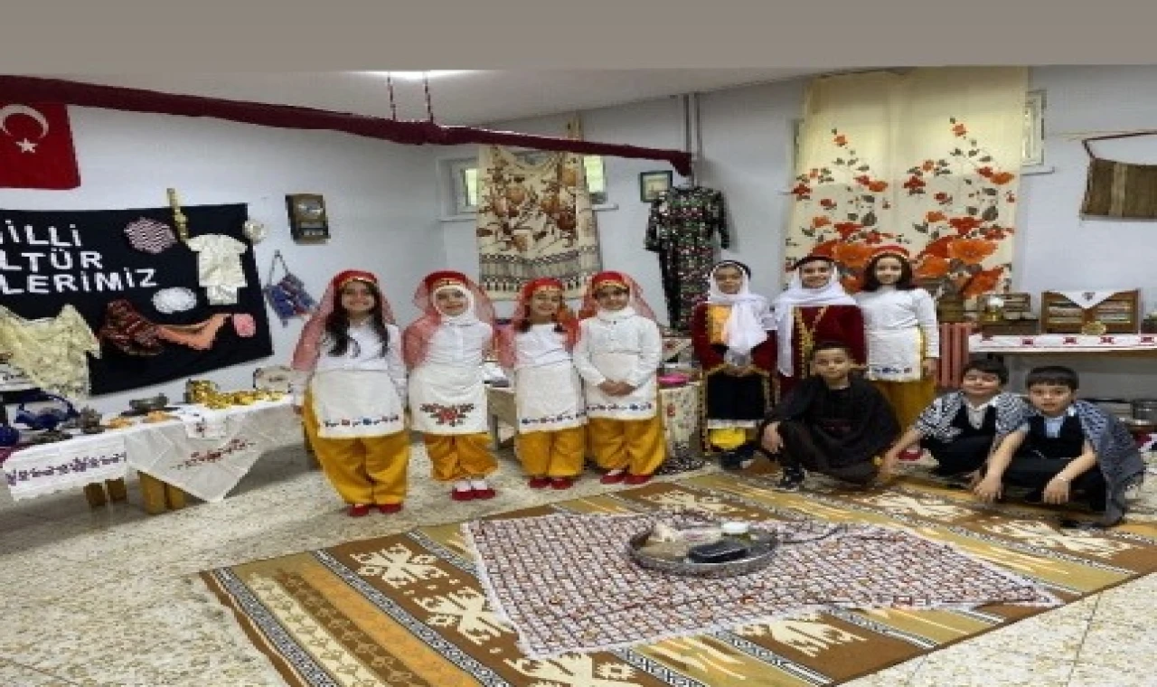 Siverek’te Öğrencilerden “Milli Kültür Öğelerimiz” Sergisi