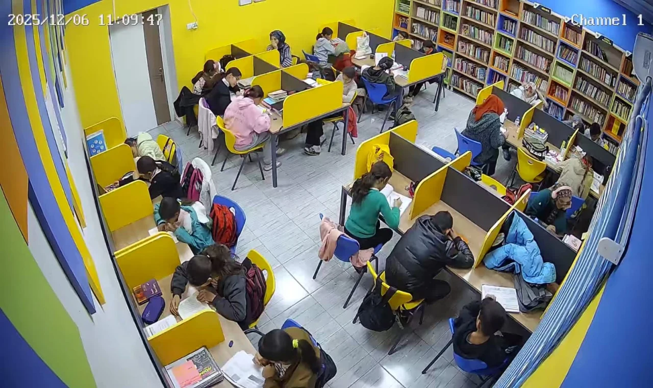 Bayırözü Köyünde Eğitime Örnek Seferberlik