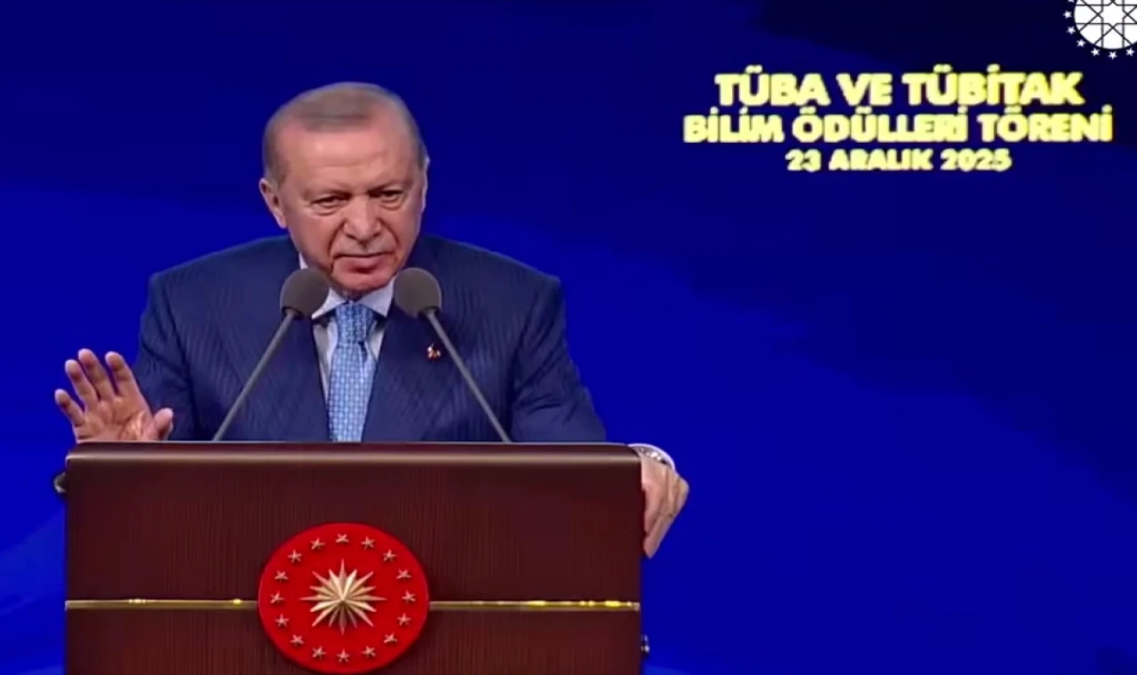 Cumhurbaşkanı Erdoğan’dan bilimde milli kimlik ve yenilikçilik vurgusu... TÜBA ödülleri sahiplerini buldu