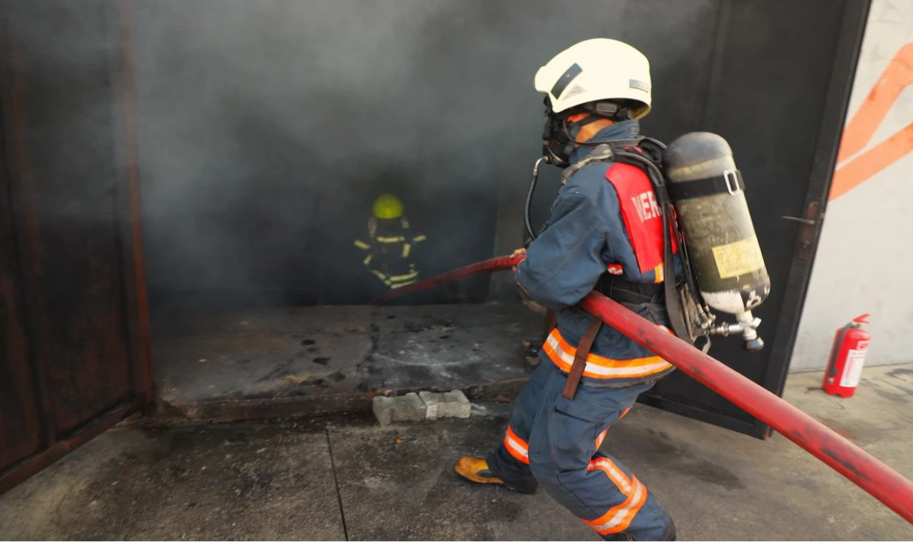 Mersin Büyükşehir itfaiyesi eğitimlerle gücünü artırıyor