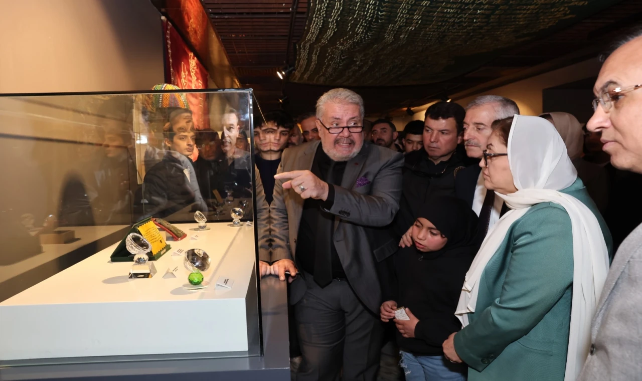 Gaziantep’te ’Mukaddes Emanetler’ sergilenyor
