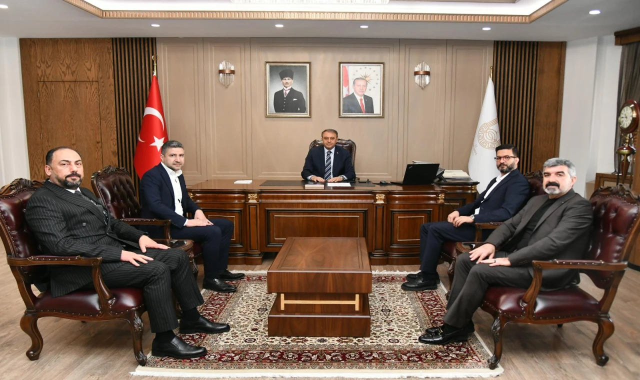 Siverek Kent Konseyi’nden Valiye Ziyaret: Çevre Yolu Gündemde