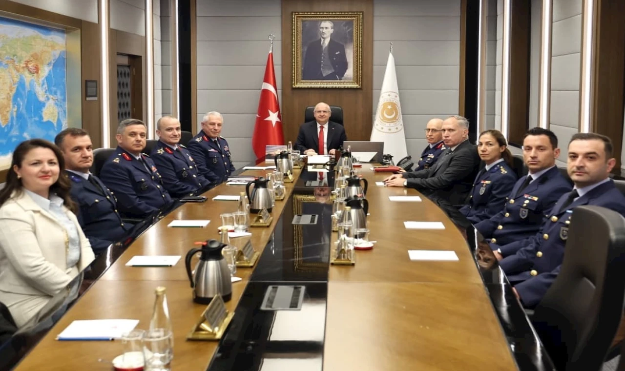 Bakan Güler: Türkiye’nin hava gücü yerli ve milli güçleniyor