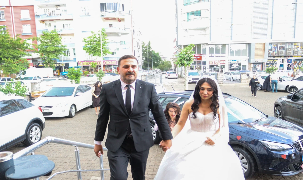 Siverek Gazeteciler Cemiyeti Başkanı Şükrü Dolaş’ın Oğlu Ferhat Dolaş Dünyaevine Girdi