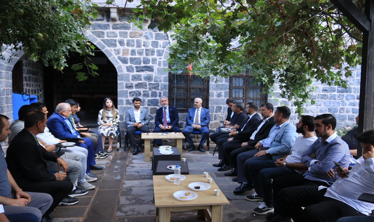 Yeni Parti Muğla Milletvekili Cumhur Uzun’dan Siverek Mimarlar Odası’na Ziyaret