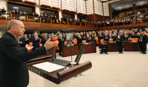 Cumhurbaşkanı Erdoğan: Mesele Türkiye ise gerisi teferruattır