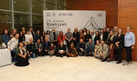 Edebiyatın Nabzı Burda Atıyor