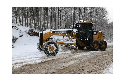 Osmangazi’de Karla Kapanan Yollara Anında Müdahale