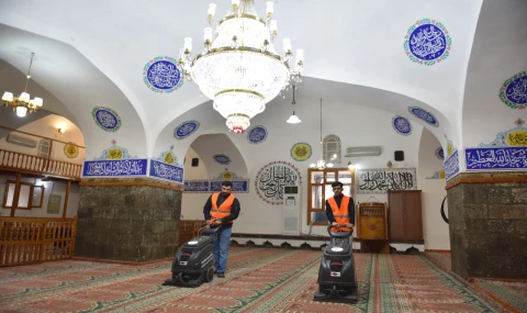 Siverek’te Camiler Ramazan Öncesi Temizlendi