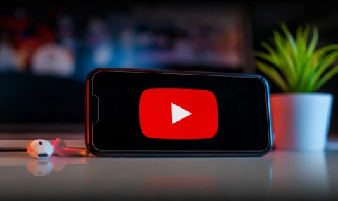 YouTube’dan Arka Planda Oynatma Hamlesi: Özellik Ücretsiz Oldu