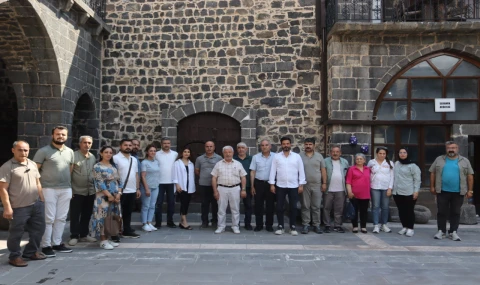 DEM Parti Heyetinden Siverek Kent Konseyine Barış Süreci Ziyareti