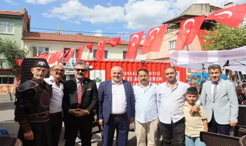 Uluslararası Turan Devletleri Derneğinden Akıncılar Derneği Bursa Açılışına Anlamlı Ziyaret