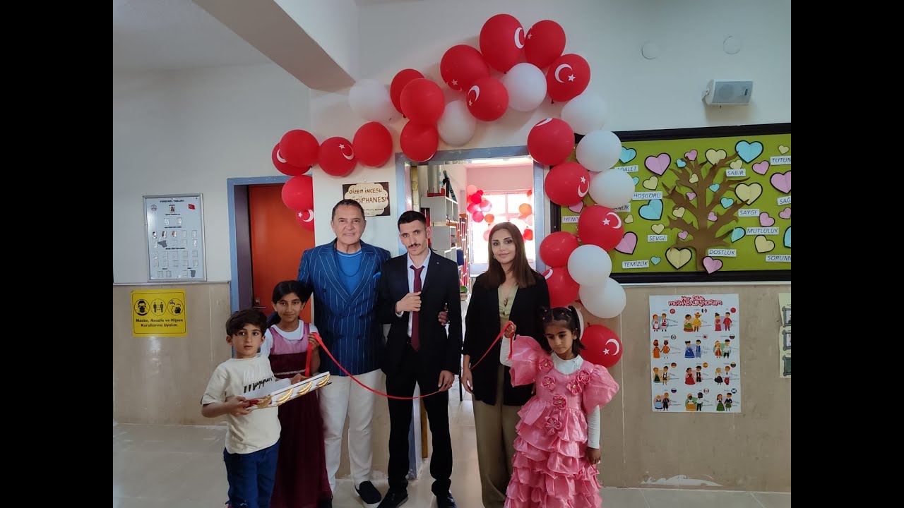 Gazeteci İsa Demiroğlu Deprem Acısını Kütüphaneyle Anlamlı Hale Getirdi